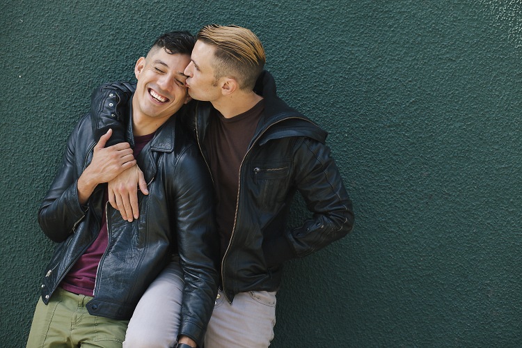 gay phone dating partner - chatlineshub