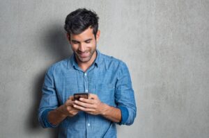 Flirty Messages on Phone to Erotic Mate