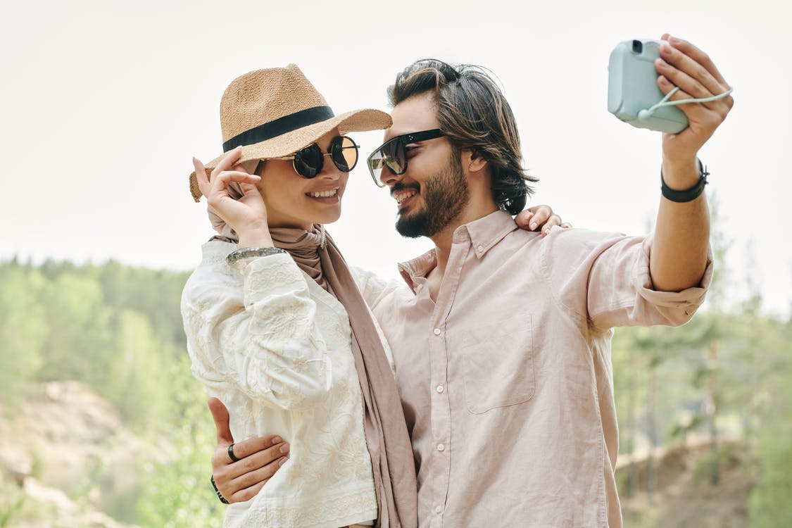 Ask Singles Chat Line Partner’s Phone Number